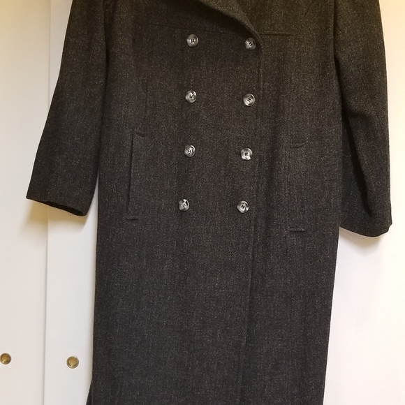 Ladies Maxi Coat - Picture 5 of 10